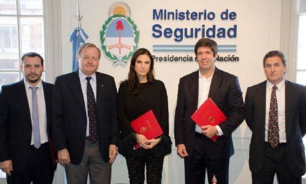 El Gobierno de Salta se suma al Sistema de Comunicaci�n Policial