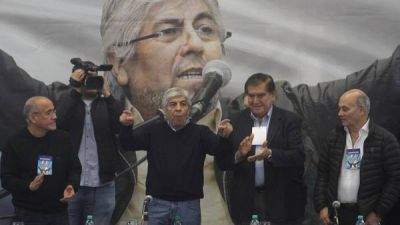 Moyano advierte por las 