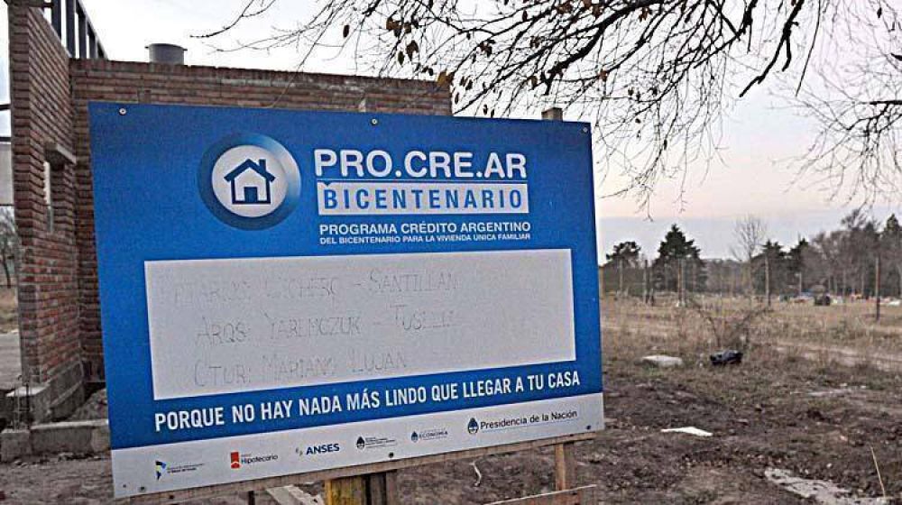 Se ilusionaron con la casa propia, pero los dejaron a mitad de camino