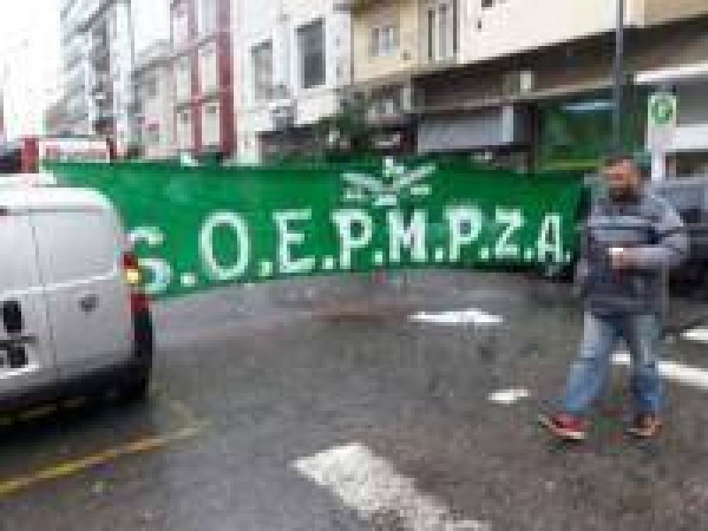 Panaderos se movilizaron por la situaci�n en Sr. Pan