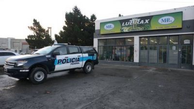 M�s allanamientos y sospechas sobre dos de los hijos de B�ez