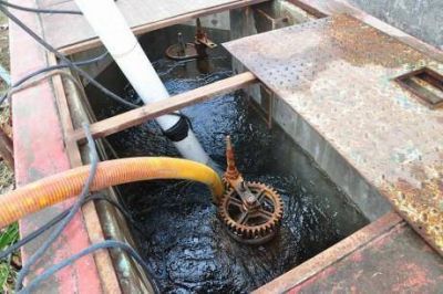 La rotura de un ca�o maestro dej� a Trenque Lauquen sin servicio de agua potable durante 36 horas