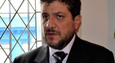 Arias insiste en que el gobierno �actu� al margen de la ley