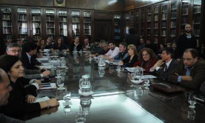Estatales: la Provincia har�a otra oferta para los pr�ximos tres meses