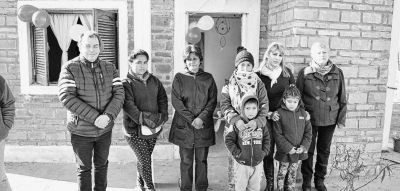 Hubo entrega de viviendas en R�o Hondo