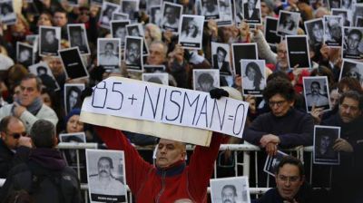 El vice de la AMIA record� a Nisman y pidi� que su denuncia contra Cristina Kirchner no 