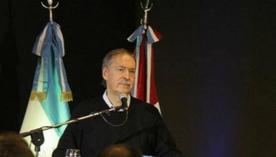 Anuncian $ 335 millones para seguridad y una Polic�a Barrial