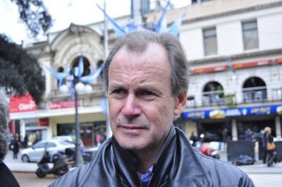 Paritarias: �M�s temprano que tarde llegaremos a un acuerdo�, asever� Bordet 