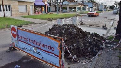 Contin�a plan de bacheo en la zona c�ntrica