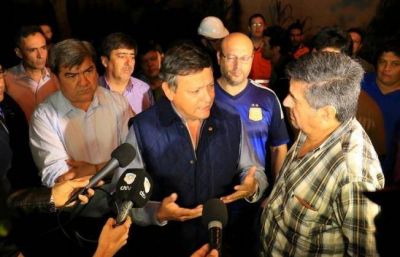 La refacci�n de las viviendas incendiadas demandar� 90 d�as
