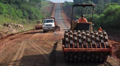 M�s del 80% de avance en la obra de asfaltado de la Ruta 8