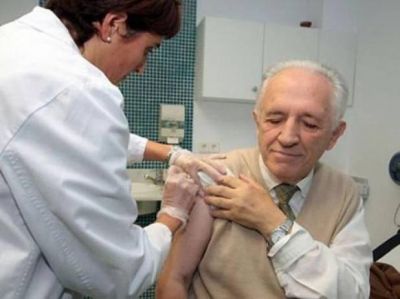 Unos 6.800 jubilados ya se aplicaron la dosis antigripal