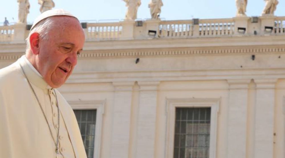 El Papa telefonea al alcalde de Niza: Qu puedo hacer por ustedes?