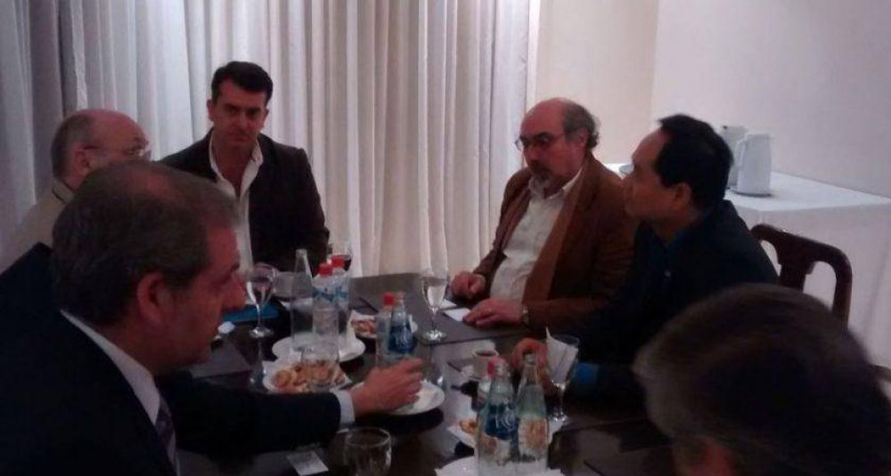 El Foro de la Ingenier�a del Noa junto al embajador chino