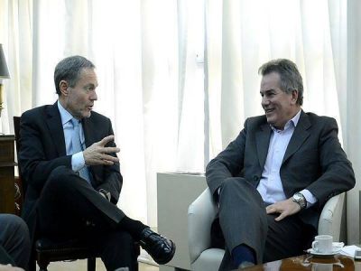 El ministro Ferrari se reunir� con los padres de Micaela Ortega