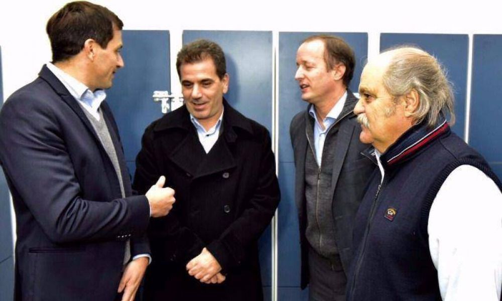 Ritondo se acerca a los intendentes que piden el control de la Polic�a Local