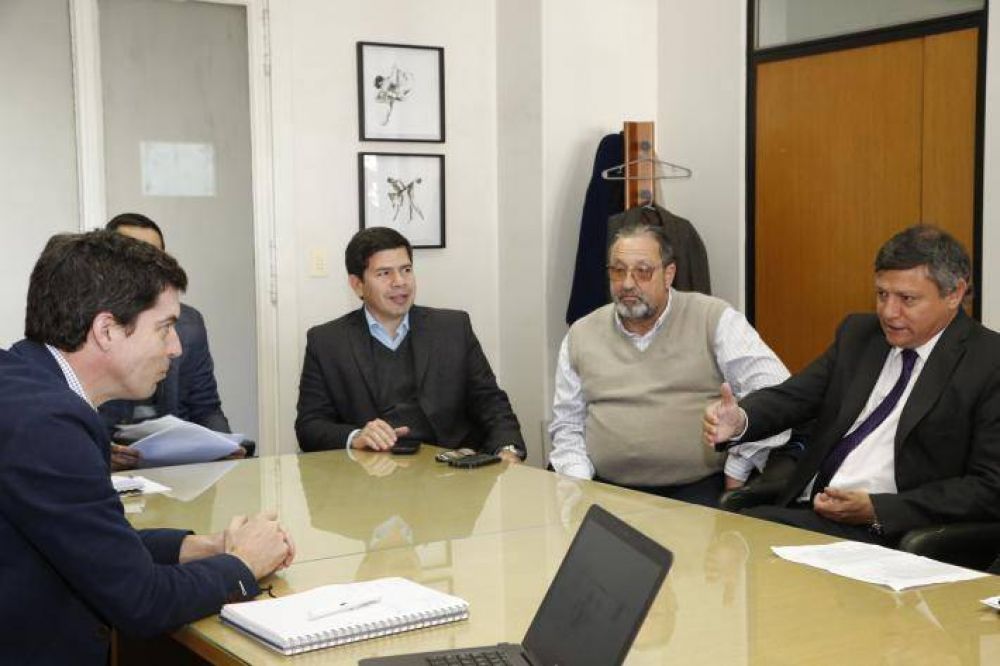 Peppo present� 39 proyectos para el desarrollo h�drico de la provincia
