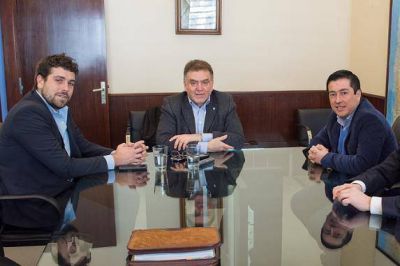 Amaya, Delfino y Nardini acordaron activar obras en Malvinas Argentinas