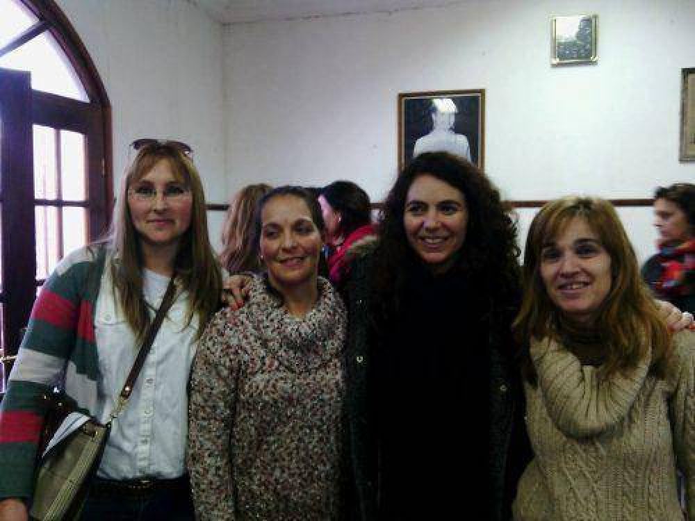 Merquel se reuni� con el Grupo de Mujeres Peronistas FPV de la Sexta