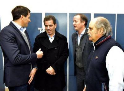 Insaurralde se col� en la foto y gener� molestias