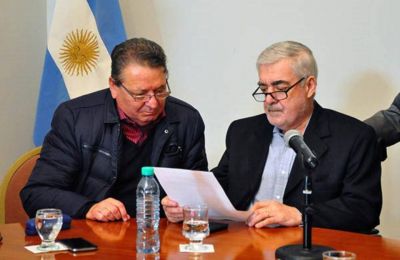 Chubut obtuvo u$S 650 millones con el bono y el dinero llegar� en diez d�as