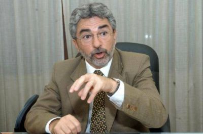 �No hay ninguna cuesti�n decisiva que amerite la interrupci�n de clases�