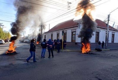 Qu� triste, cuando la �nica meta de un gobernante es �subsistir� y �resistir�