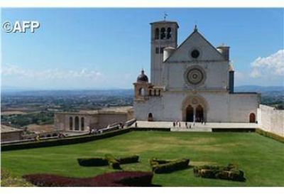 Programa de la peregrinaci�n del Papa a As�s, 4 de agosto