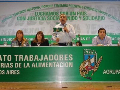 Rodolfo Daer asumi� la conducci�n del Sindicato de Alimentaci�n y pidi� por la unidad de la CGT