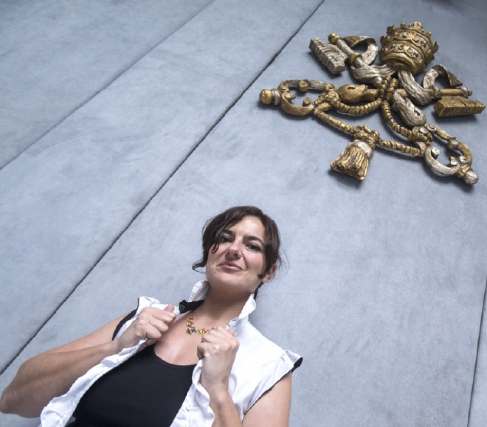 �Hay que meterle un poco de rock and roll a la comunicaci�n vaticana�