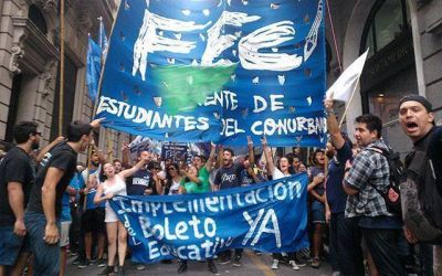 Estudiantes tambi�n reclaman la 