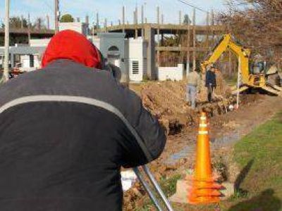 Vecinos se beneficiar�n con las cloacas de Barrio Parque