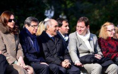 Daniel Salvador particip� del acto por el 151� aniversario de Lincoln