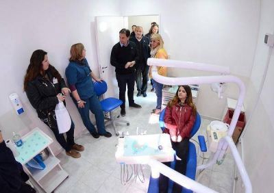 Sujarchuk inaugur� dos consultorios odontol�gicos de �ltima generaci�n