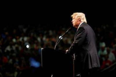 Una campa�a anima a los musulmanes en Estados Unidos a registrarse para votar contra Trump