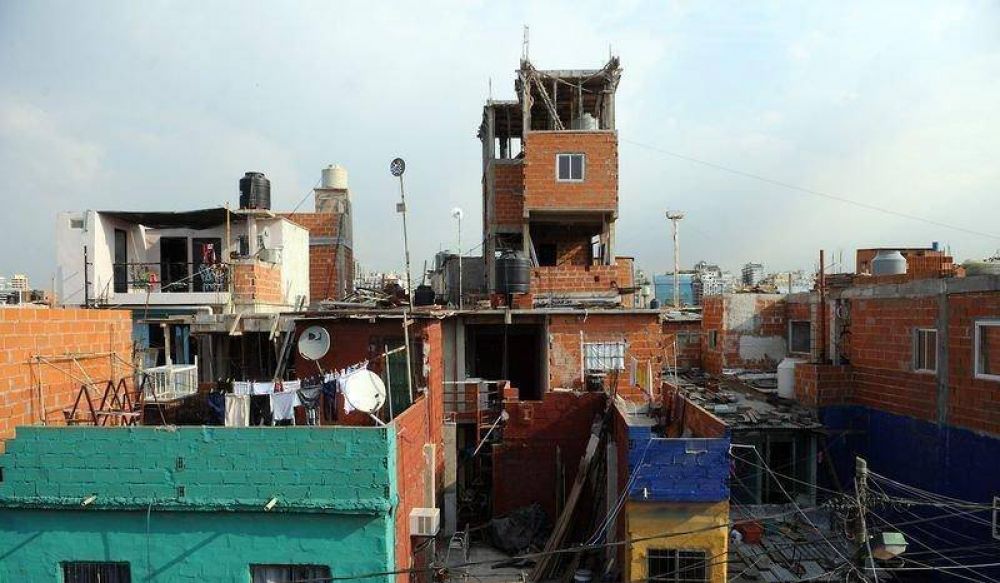 Ciudad: Una familia necesita $13 mil para no ser pobre