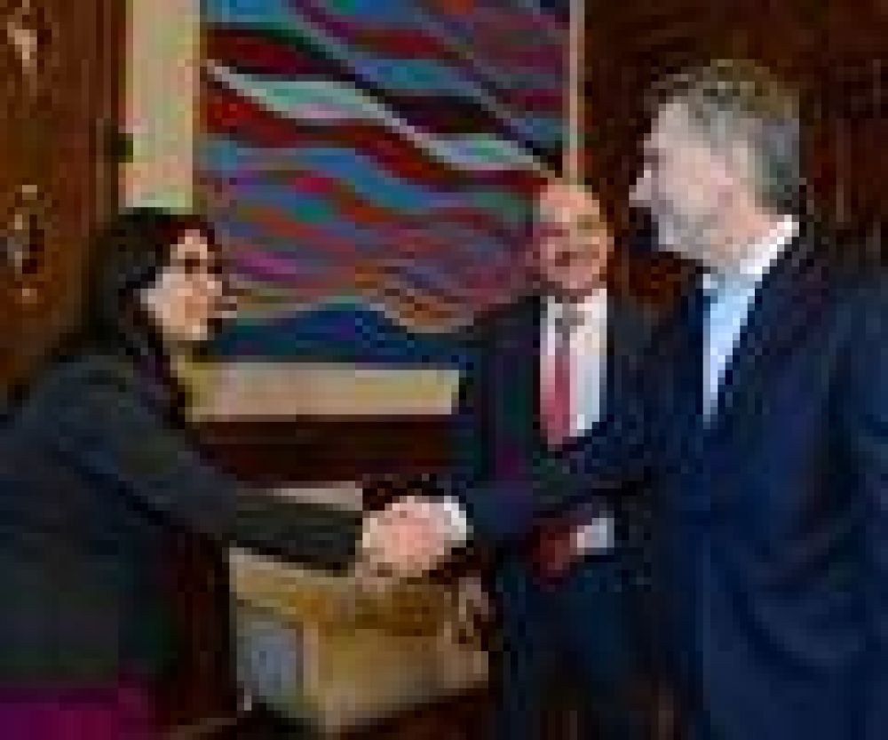 MACRI Y LARRETA CON HUAWEI