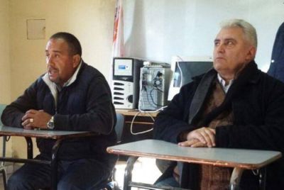 Daniel D�az le dio con un ca�o a Agust�n Cinto y a Santiago Bonifatti