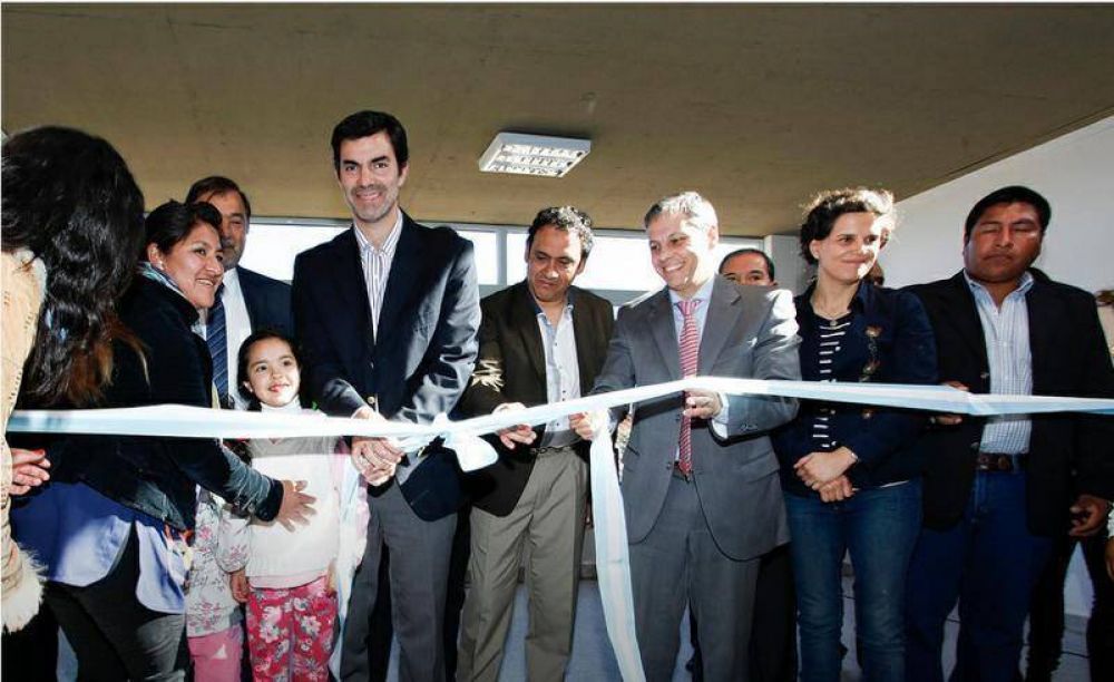 Inauguran una escuela y un Centro de Primera Infancia en La Caldera