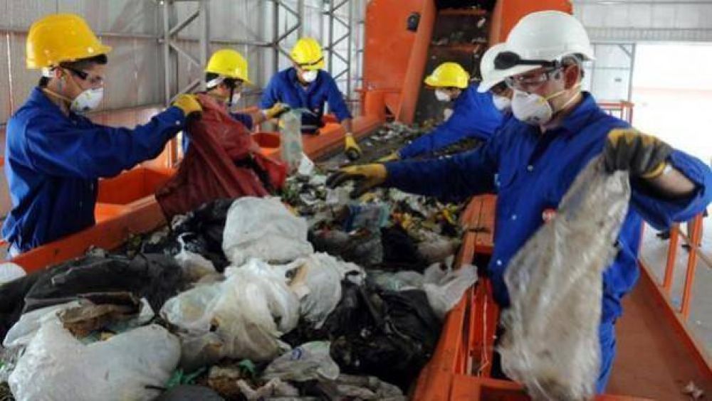Trabajadores de la Cooperativa CURA realizan medidas de fuerza