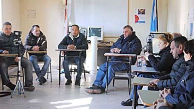 Trabajadores de OSSE rechazan que se use el presupuesto de la empresa para cubrir el d�ficit y la deuda municipal