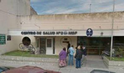 Balut Tarifa Arenas preocupado por la incertidumbre que se vive en el Centro de Salud N� 2