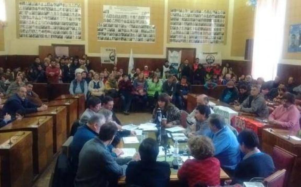 Piden a la poblaci�n �acudir a la audiencia p�blica en el Minella� por las tarifas