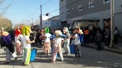 Esta vez nada impidi� que Ramos inaugure su cl�nica