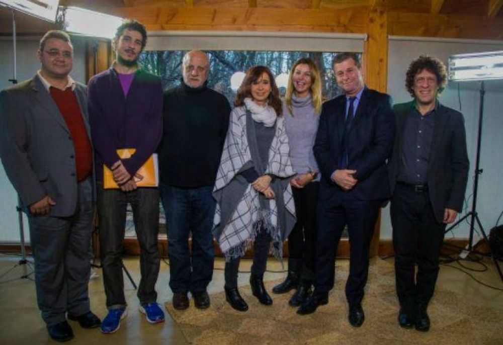 Periodista que entrevist� a CFK cont� detalles de la trastienda: 