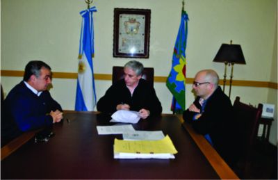 Se firm� la adjudicaci�n de la obra hidr�ulica 