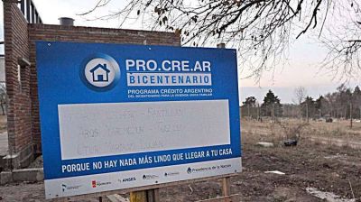 En Pinamar, 32 familias reclaman por su Procrear 