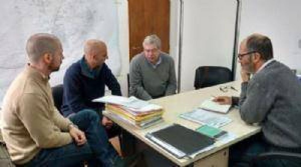 Estudian medidas de seguridad para los centros de salud