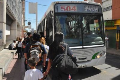 Los limitados recorridos locales del boleto estudiantil gratuito