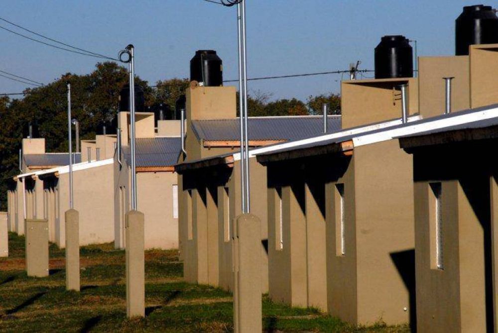 Marcan diferencias entre los planos y la edificaci�n de barrios